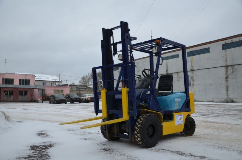 Автопогрузчик Комацу 1.5 т. FG15