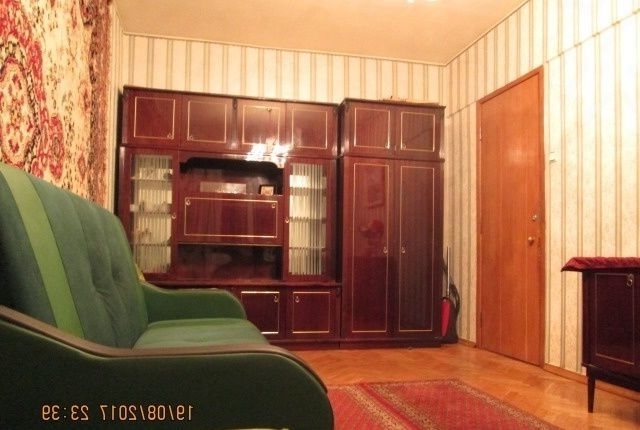 В квартире сдается комната.