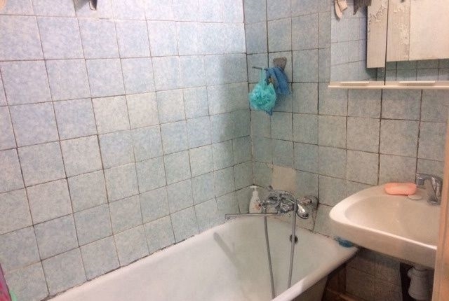 Сдам светлую комнату.