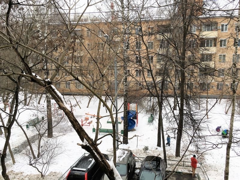 Светлая двухкомнатная квартира в кирпичном доме.