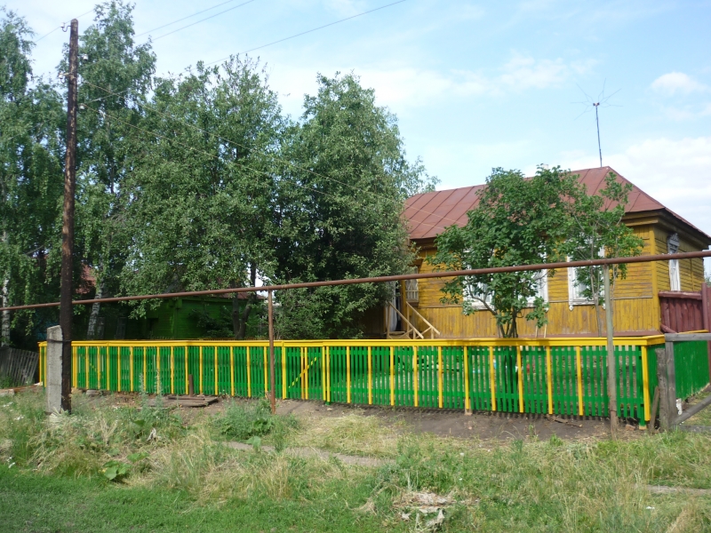 Дом 48 м2 с участком и садом