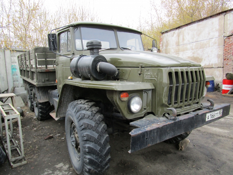 Грузовой автомобиль УРАЛ-4320 бортовой, с хранения, 1989 г.в