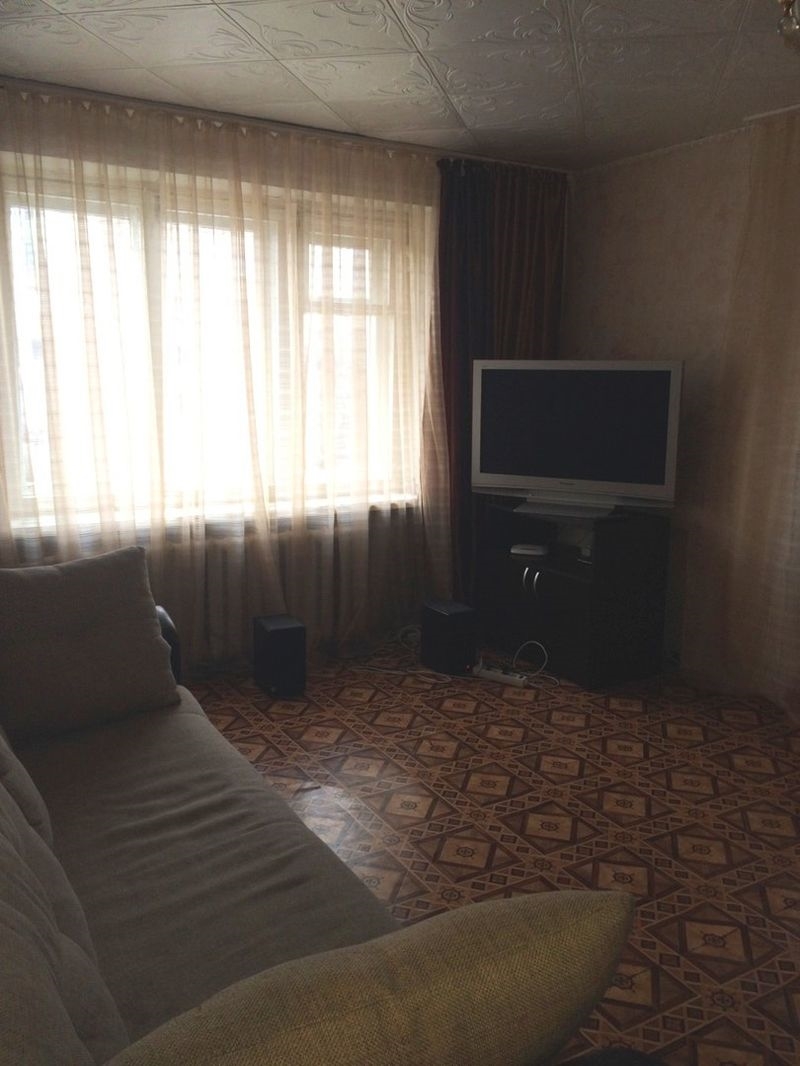 Продается 3-комн. квартира, все комнаты изолированные.