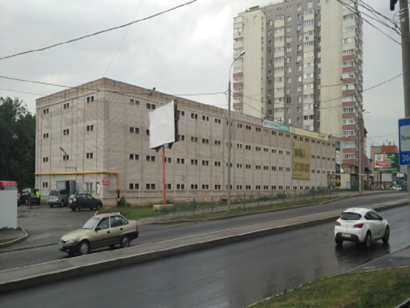 Продам гаражный бокс хоз.кладовая в ГСК 771