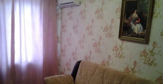 Сдается комната в чистой квартире.