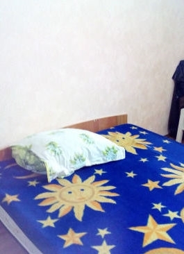 Сдается комната со всеми удобствами.