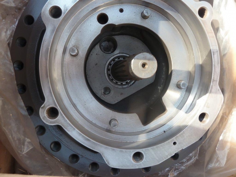 Бортовой редуктор без мотора Hitachi ZX200-3 9233692,9261222