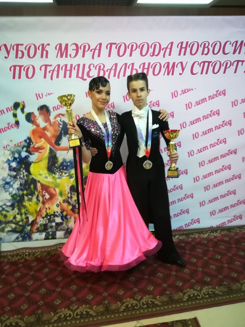 Продам фрак