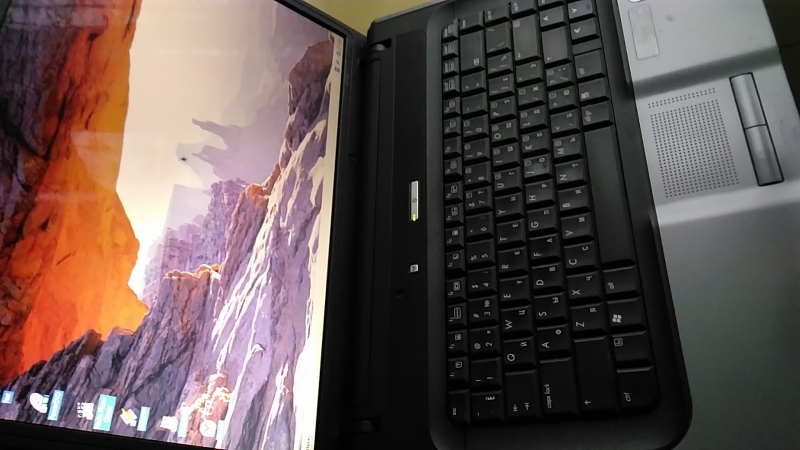 Ноутбук Compaq 510, 2133 Mhz 1 Gb 40 hdd 15,4 dvd cr lan Хор. сост