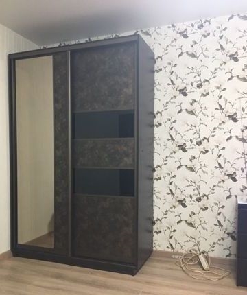 Сдается комната со всеми удобствами.