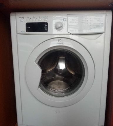 Сдается хорошая комната, площадью 18 м в 3 x комнатной квартире.