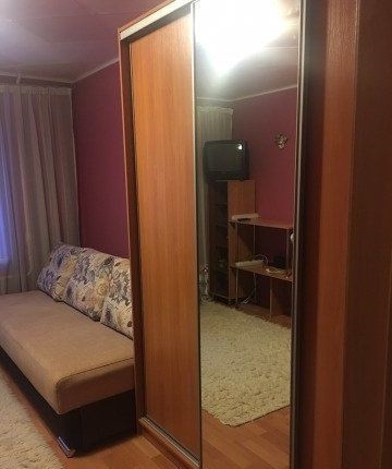 Сдается комната 13 м в коммунальной квартире.
