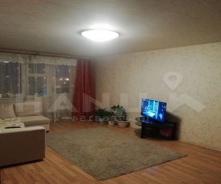 Продам уютную 2-комнатную квартиру.