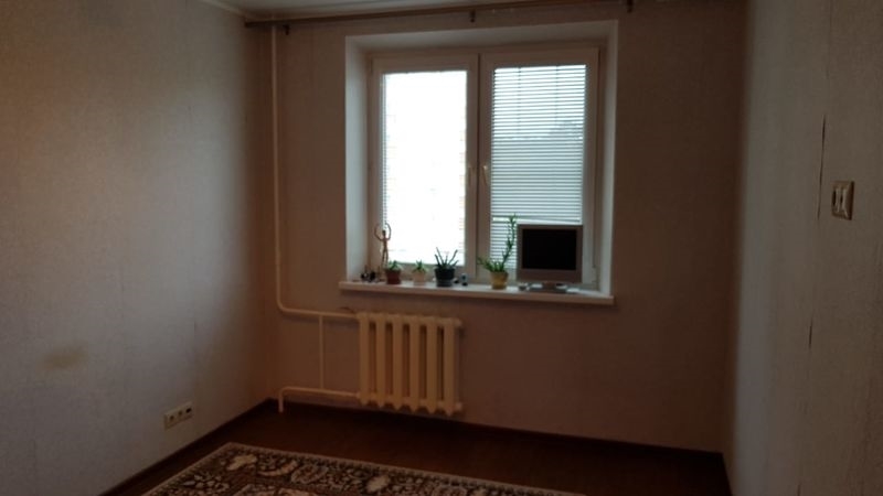 Продается трехкомнатная квартира 75 кв.