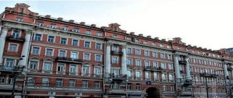 Продается 5 - ти комнатная квартира в Доходном доме князя Горчакова.