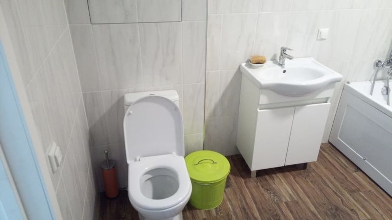 Продам 4-к квартиру в хорошем доме с чистым подъездом.