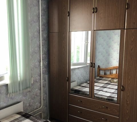 Сдам однушку в хорошем районе.