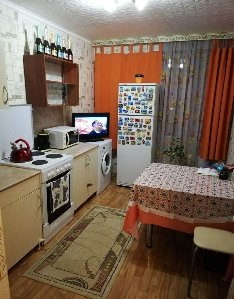 Сдатся уютная однокомнатная8203 квартира в тихом районе.