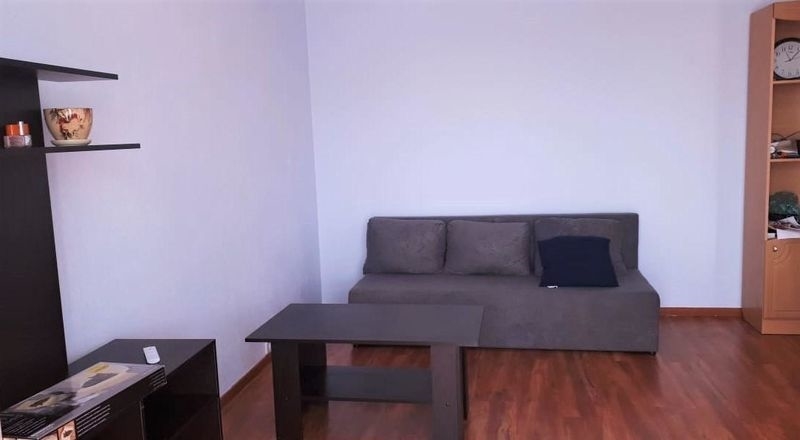 Сдается очень уютная и светлая 1-к квартира.