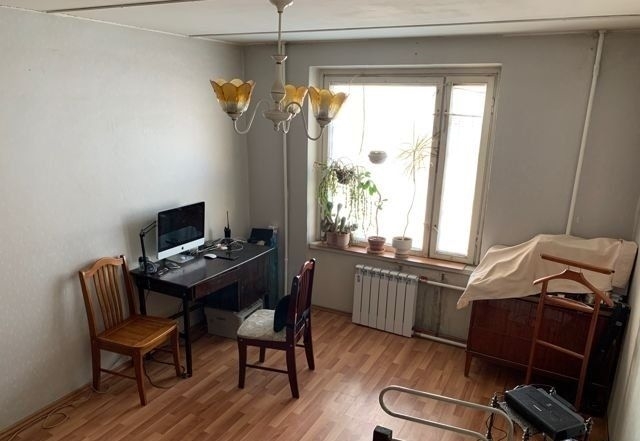 Продается 3-комн. квартира, все комнаты изолированные.