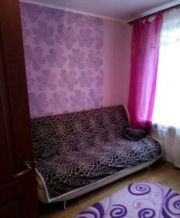 Сдается с 20 апреля двухкомнатная квартира в блочном доме.