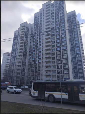 Продам Студию -квартиру , в 15 минутах ходьбы от метро Братиславская.