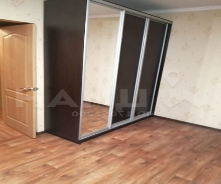 Сдам однушку в хорошем районе.