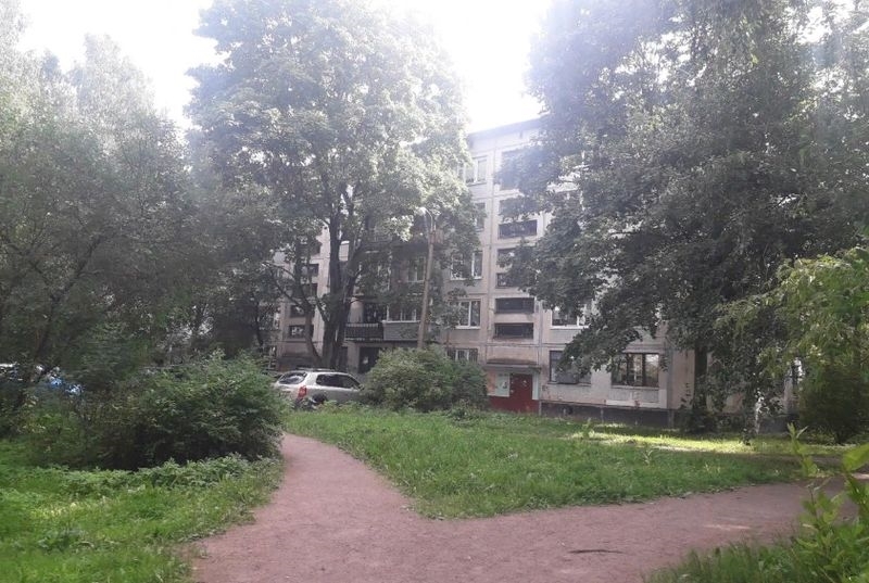 Продам уютную 2-комнатную квартиру.