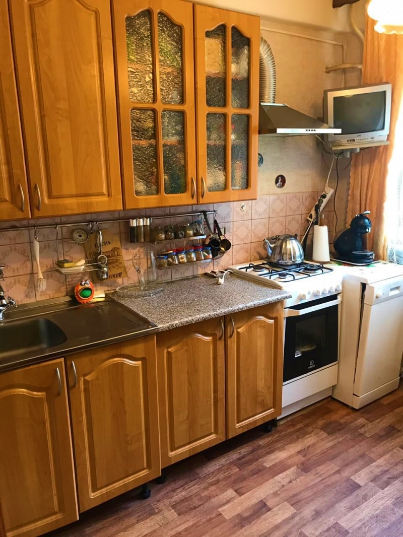 Продается 3-к квартира, пр-т Луначарского д 37 к 2