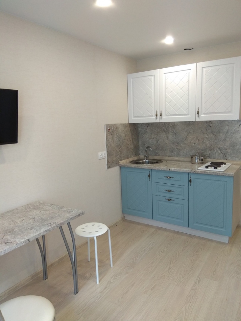Продам квартиру - студию с новым ремонтом 23 м2 1590 т.р