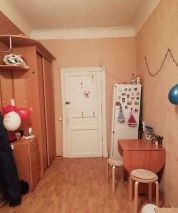 Сдатся уютная комната в 4- х комнатной квартире, уютная, светлая, 7 минут пешко