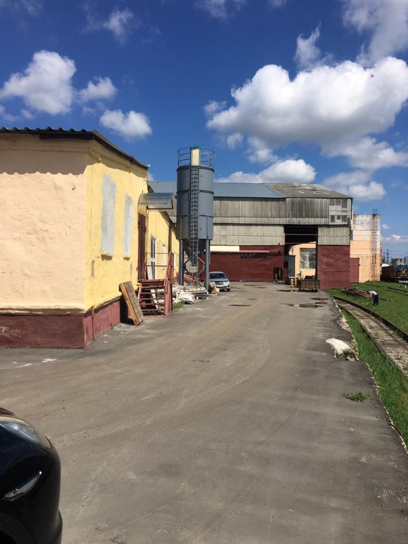 Сдаю на Южная Поляна Ул. Металистов. 700 м2 цех с антипыльными полами,