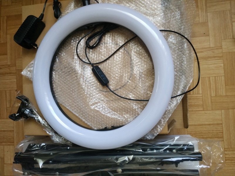 Кольцевая светодиодная лампа 36 см со штативом Ring Fill Light