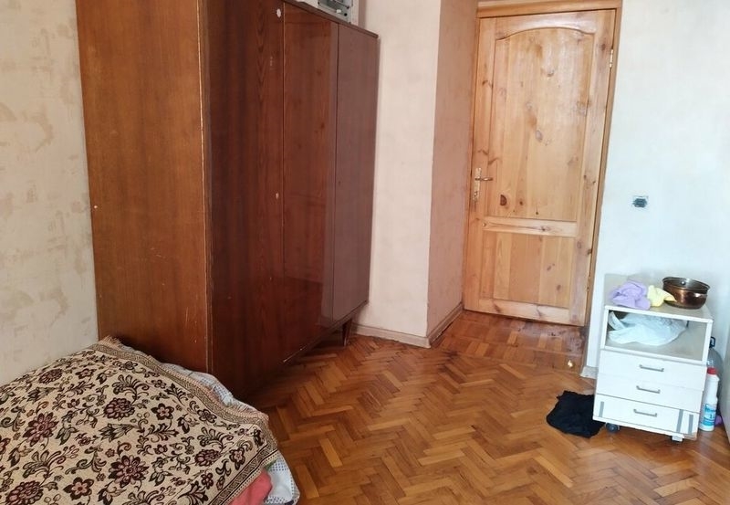 Сдатся комната в коммунальной квартире.