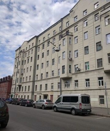 Сдатся комната 16 м, в коммунальной квартире, близко м.