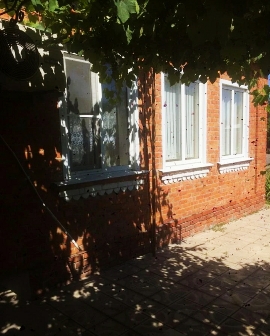  66 178   28 .