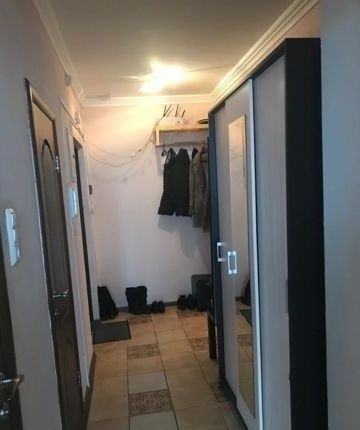 Сдам трешку в хорошем районе.