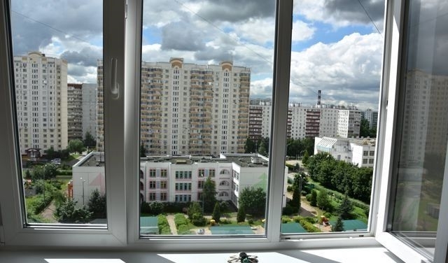 Продается однушка в хорошем районе.