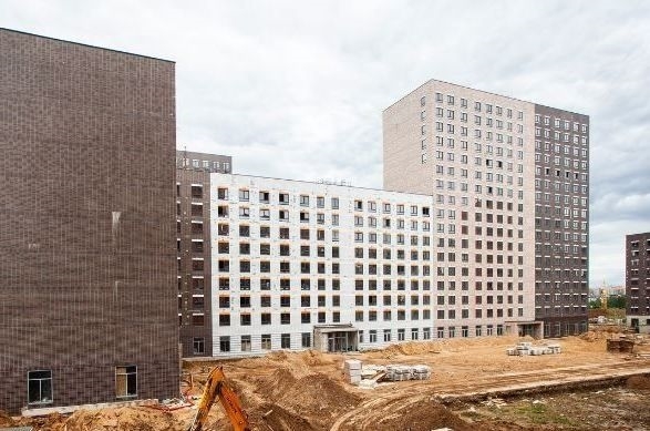 Продается 2х-квартира c отделкой в 15-ти минутах ходьбы от станции метро Бунинск