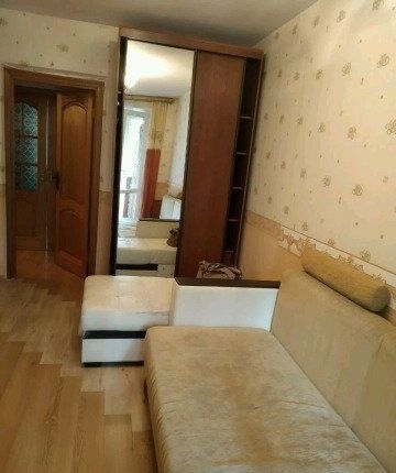 Сдается очень уютная и светлая 1-к квартира.