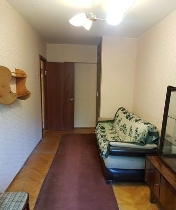 Сдам двушку в хорошем районе.