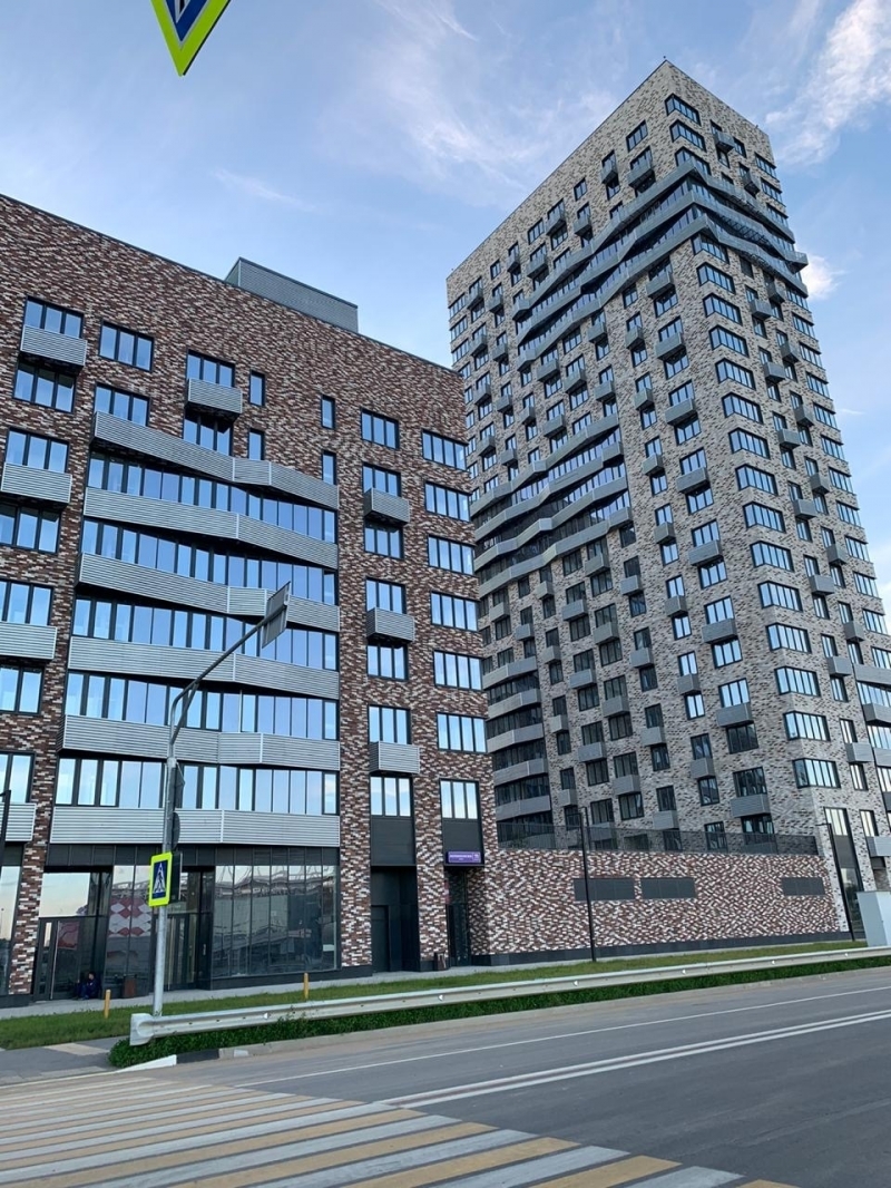 Квартира расположена в 200 метрах от м Спартак.