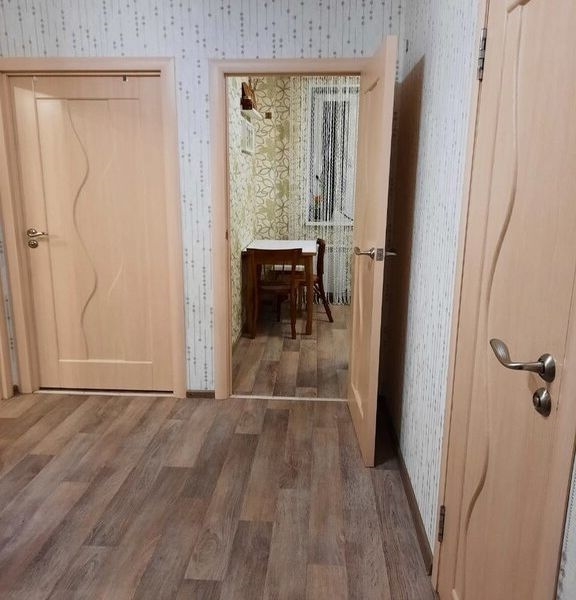 Продается теплая неугловая квартира в Московской области, г.