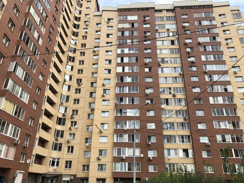 Продается чудесная, 3-х комнатная квартира на 9 этаже 22 этажного дома, на улице