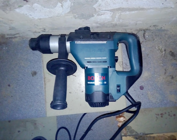 Продам,перфоратор Bosch