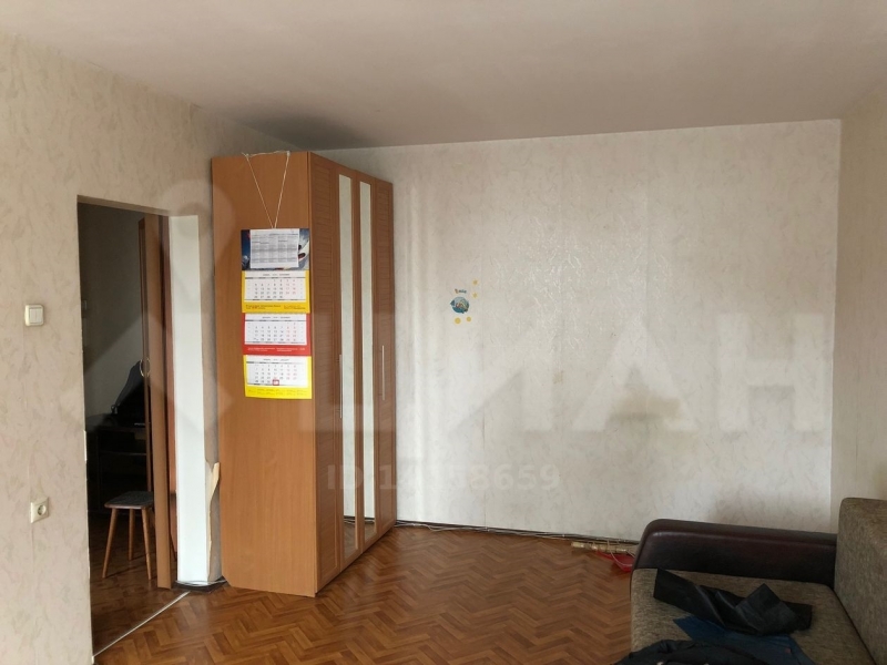 Продается прекрасная 1-комнатная квартира, состояние среднее.