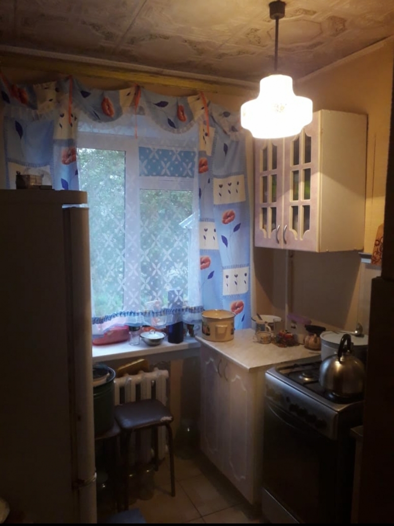 продам 2 ком. кв