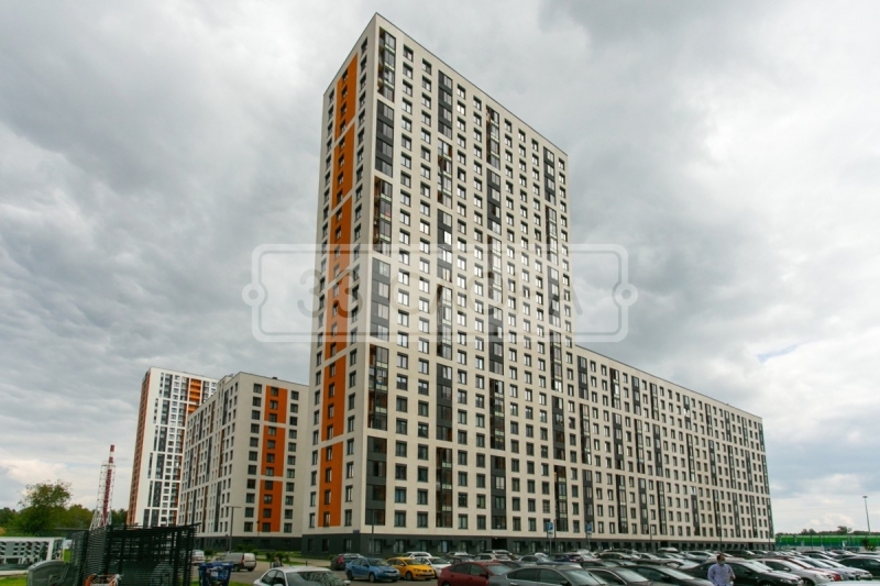 Продается 1-к квартира в хорошем развитом районе.