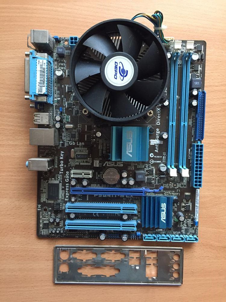 Asus P5G41T-M LX  Xeon E5450