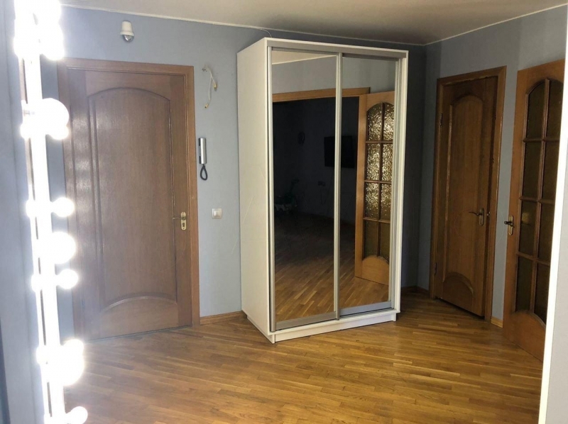Сдается отличная 1-комнатная квартира.